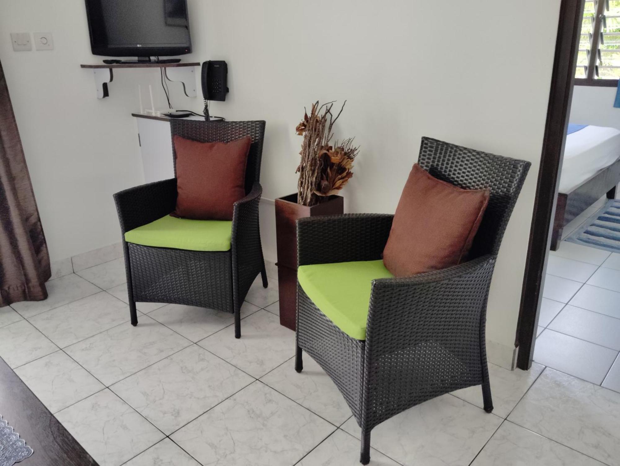 Апартаменты Roche Kerlan