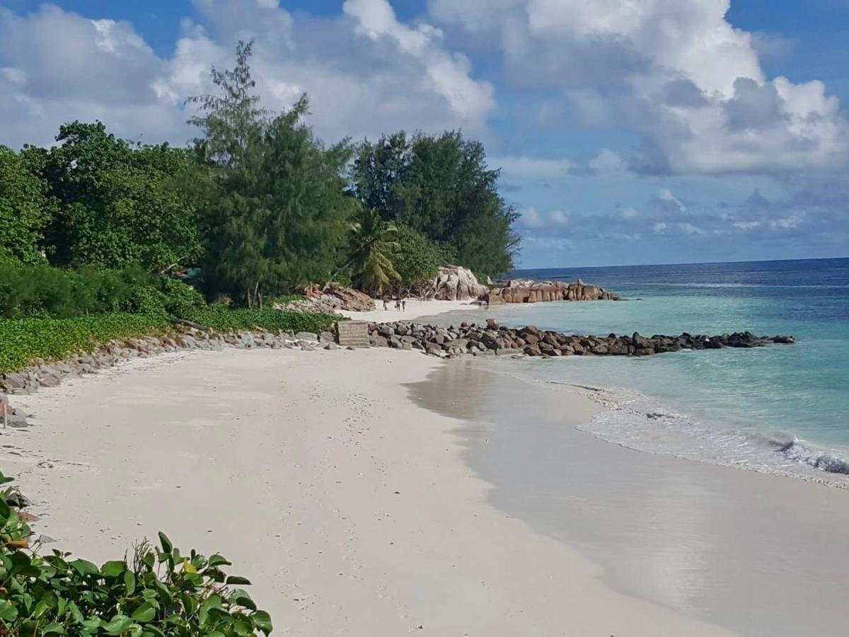 Roche Kerlan * Grand Anse (Praslin)