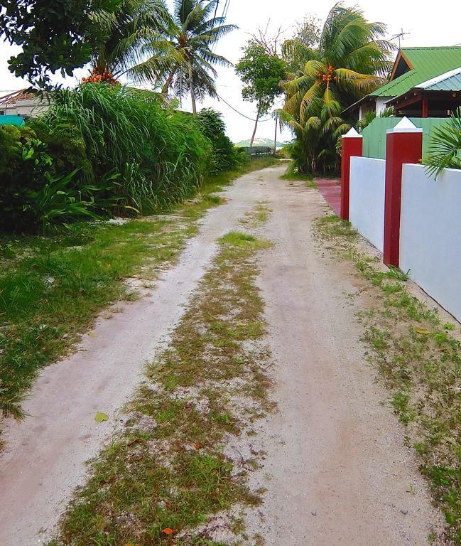 Roche Kerlan * Grand Anse (Praslin)